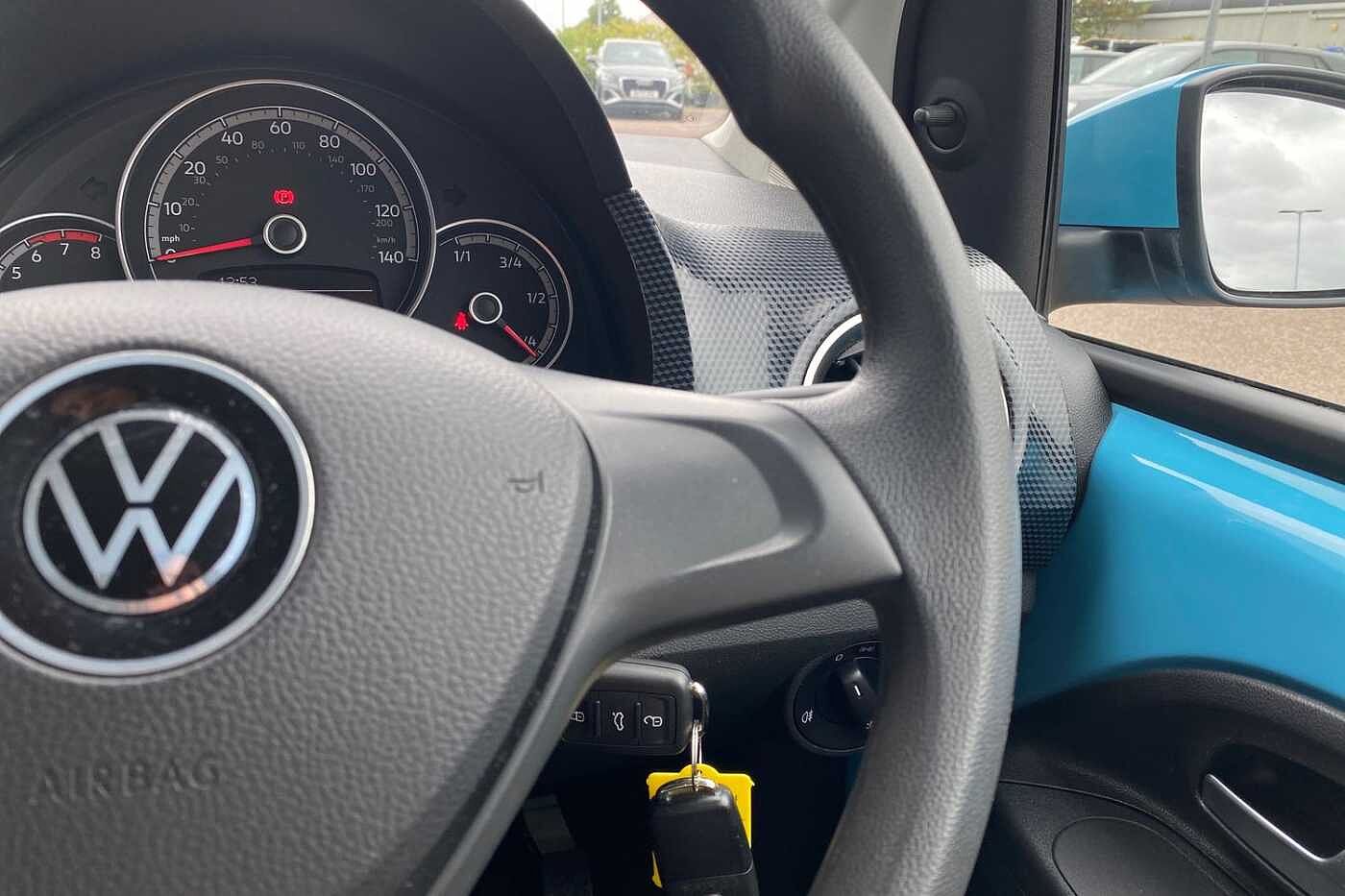 Volkswagen up!