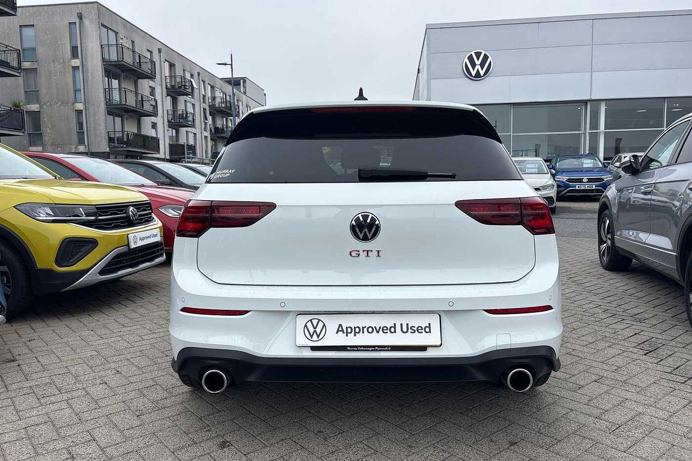 Volkswagen Golf GTI