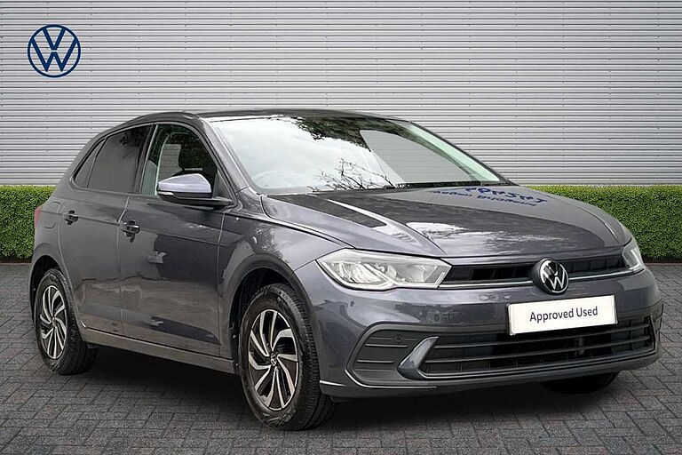 Volkswagen Polo 1.0 Life 5dr - Heated Seats, Parking Sensors, Tinted Glass