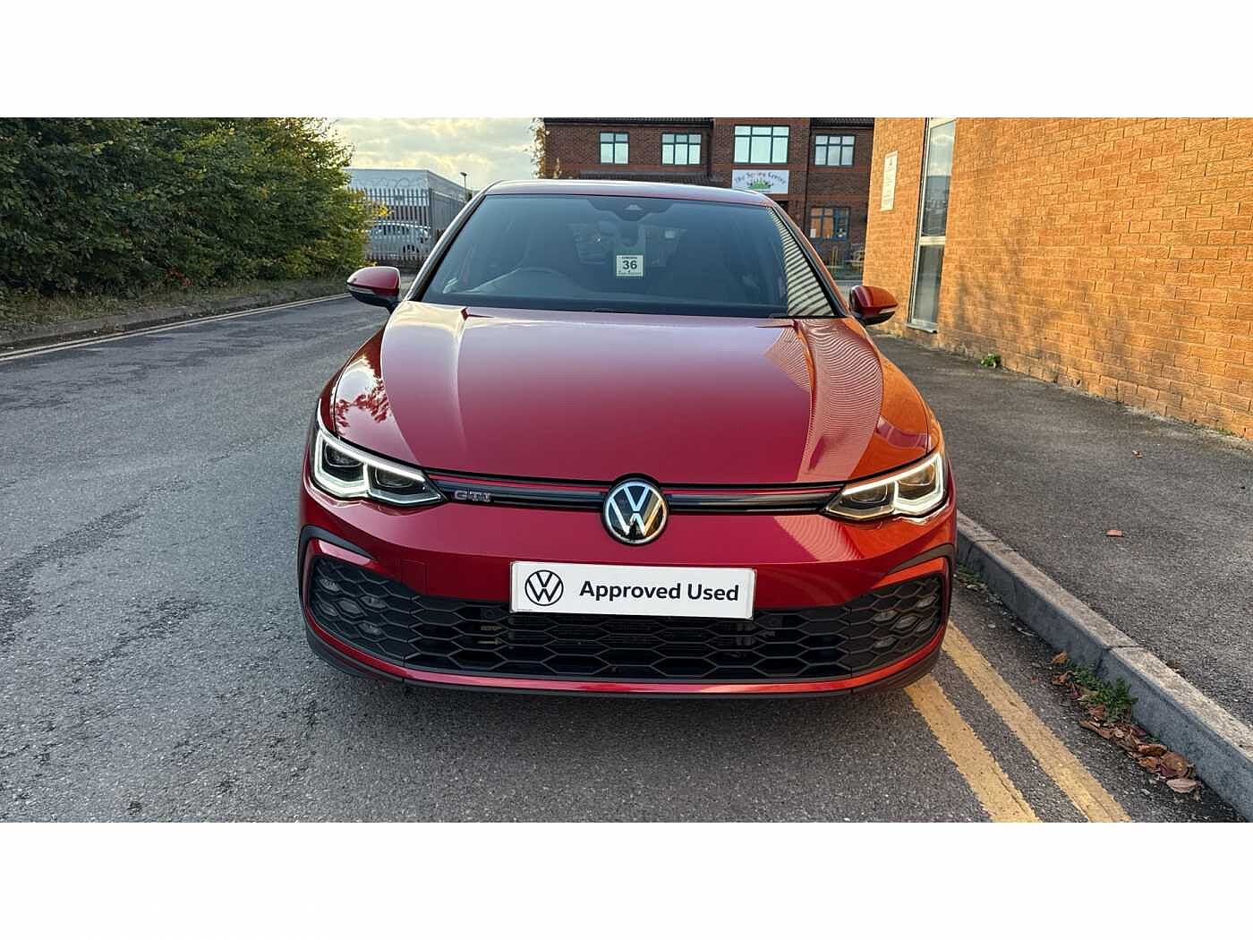 Volkswagen Golf GTI