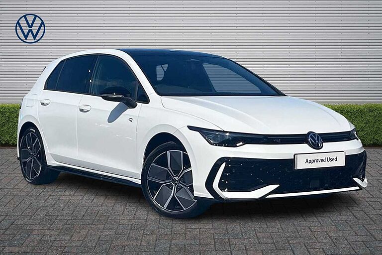 Volkswagen Golf 1.5 eTSI 150 Black Edition 5dr DSG + PANORAMIC SUNROOF