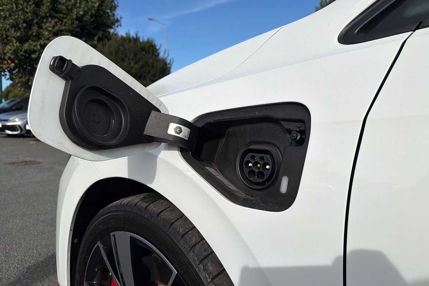 Volkswagen Golf GTE