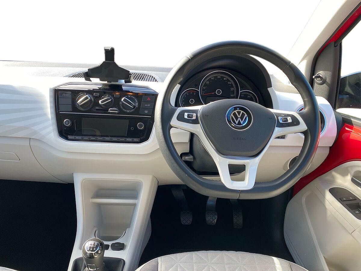 Volkswagen up!