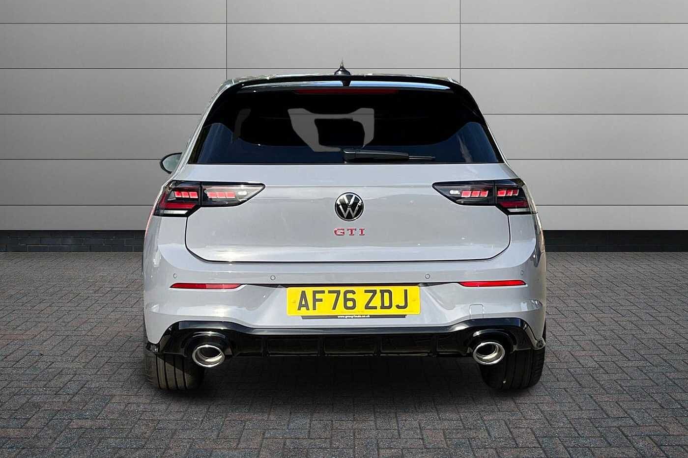 Volkswagen Golf GTI