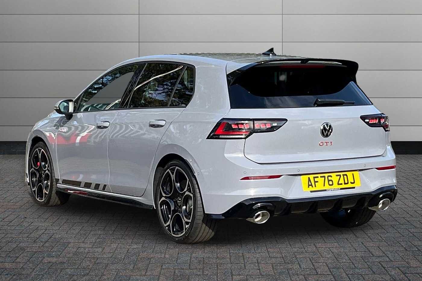 Volkswagen Golf GTI