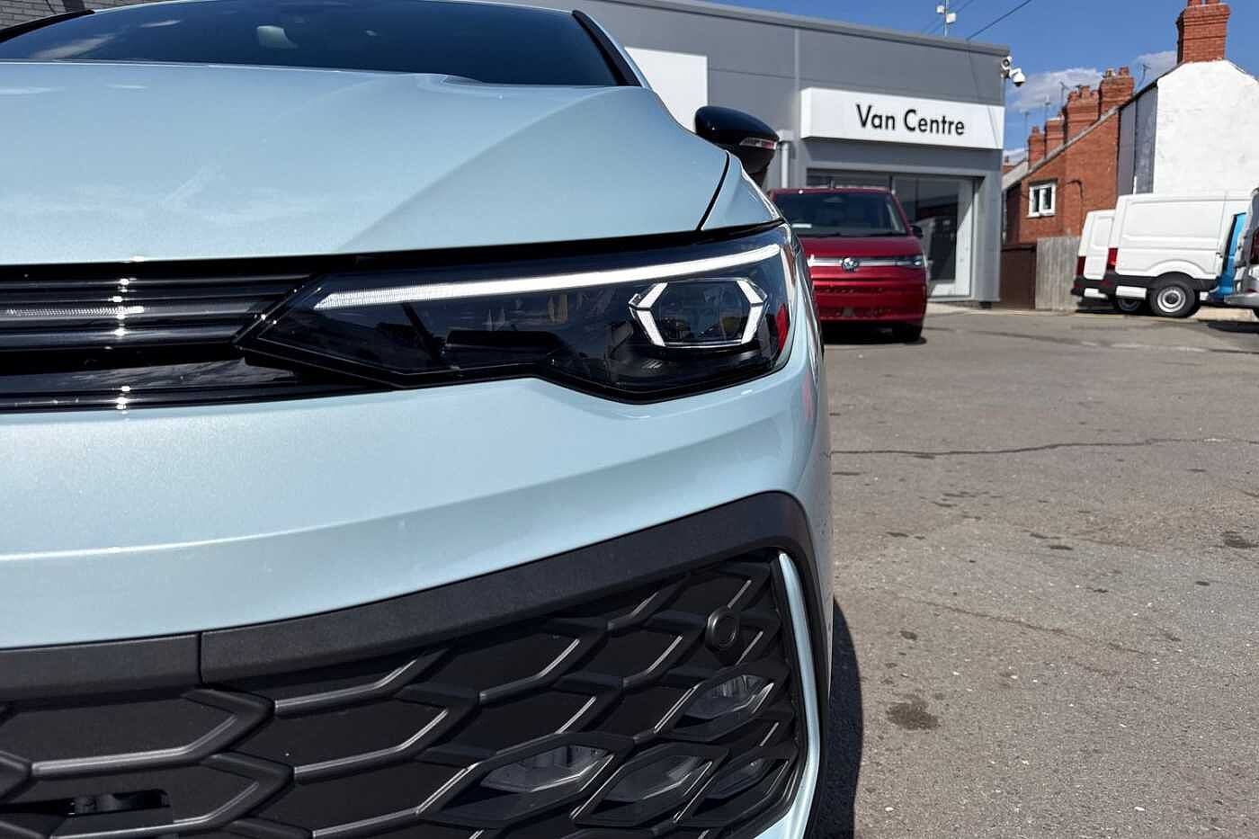 Volkswagen Golf GTI