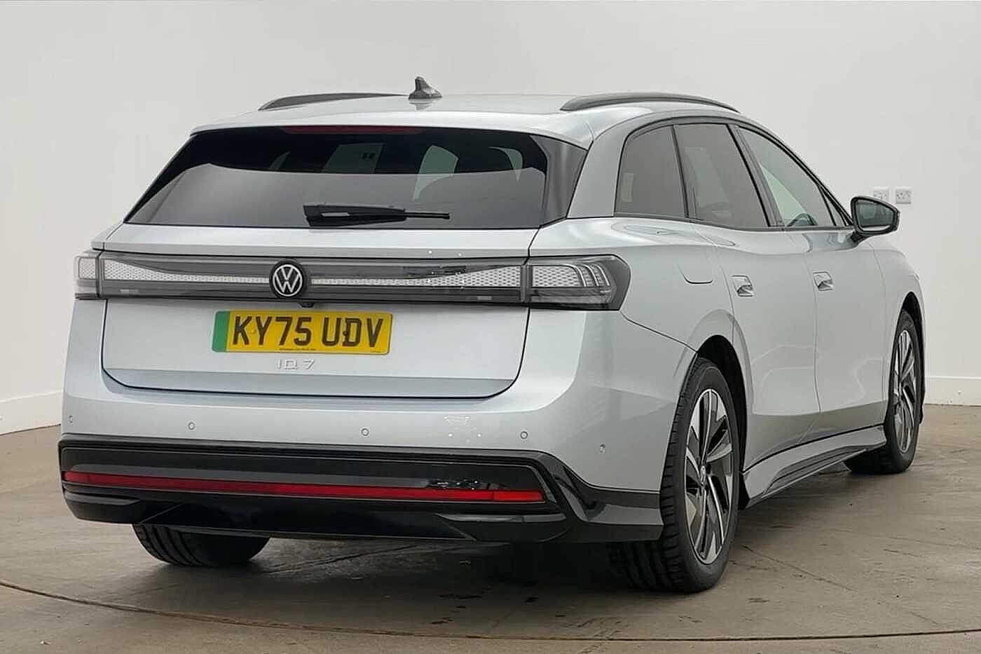 Volkswagen ID.7 Tourer