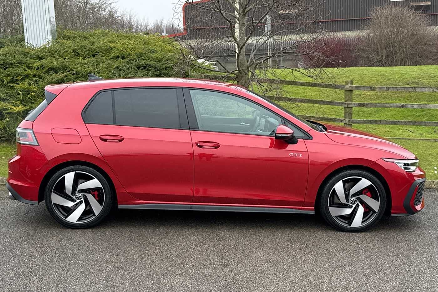 Volkswagen Golf GTI