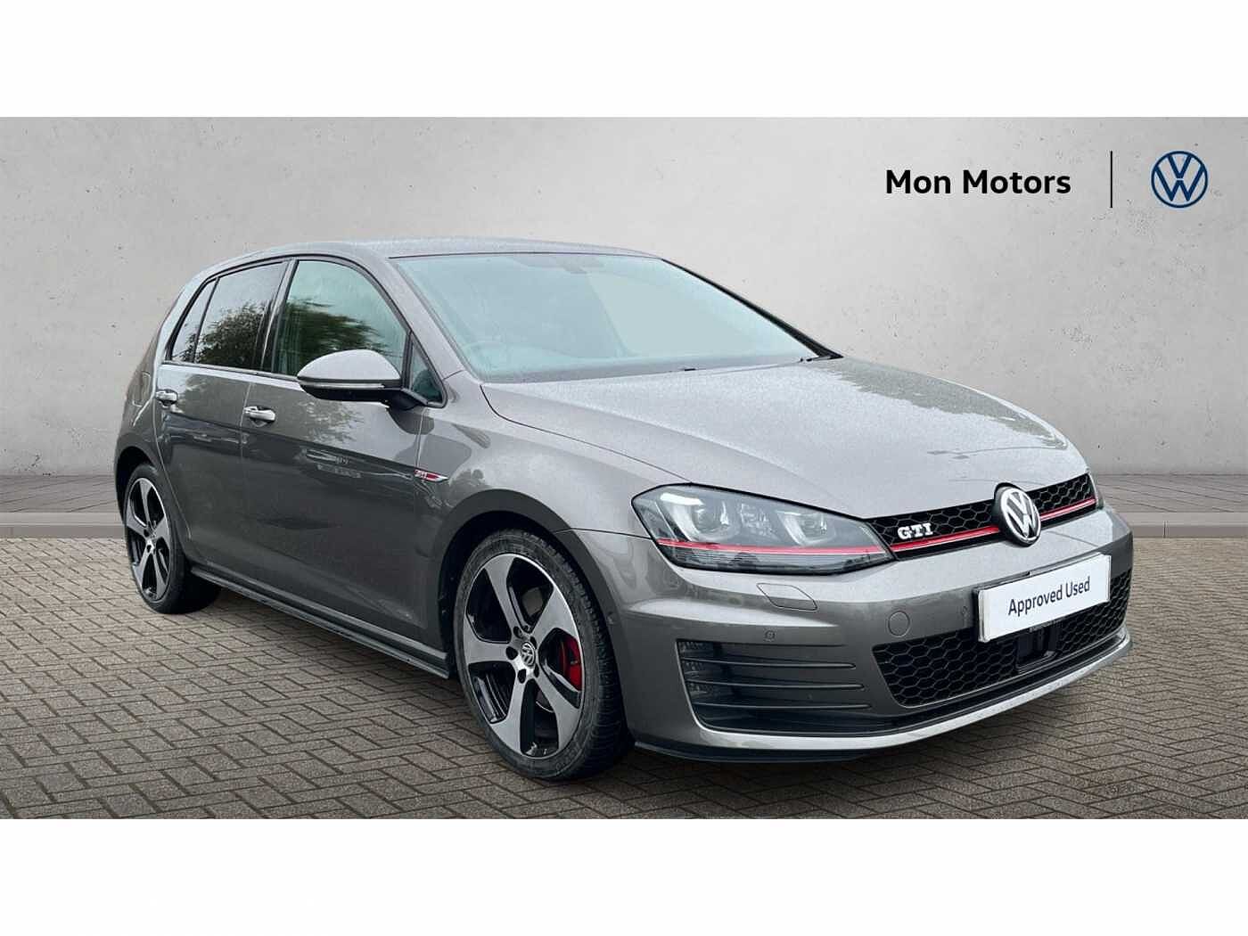 Volkswagen Golf GTI