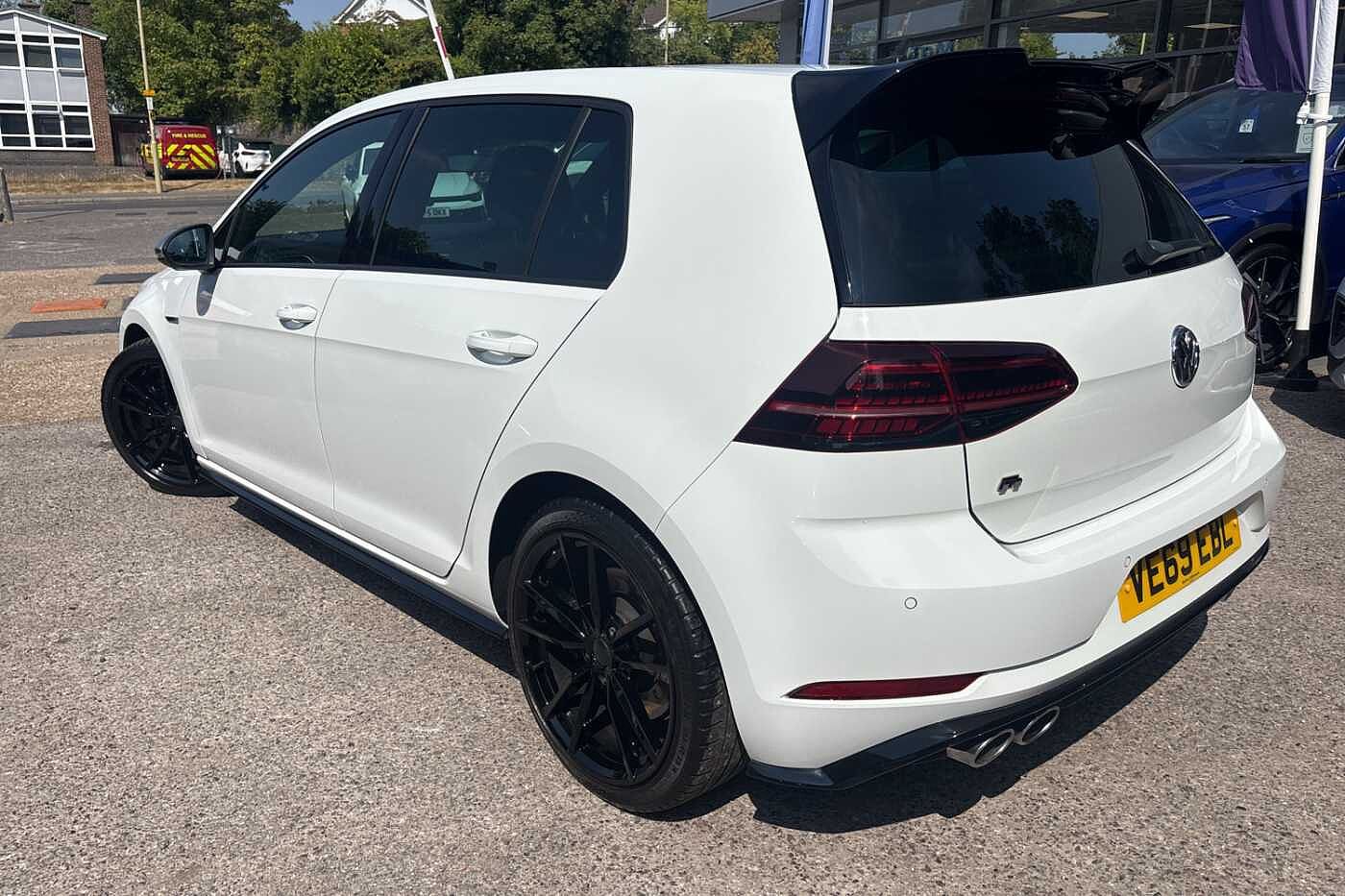 Volkswagen Golf R