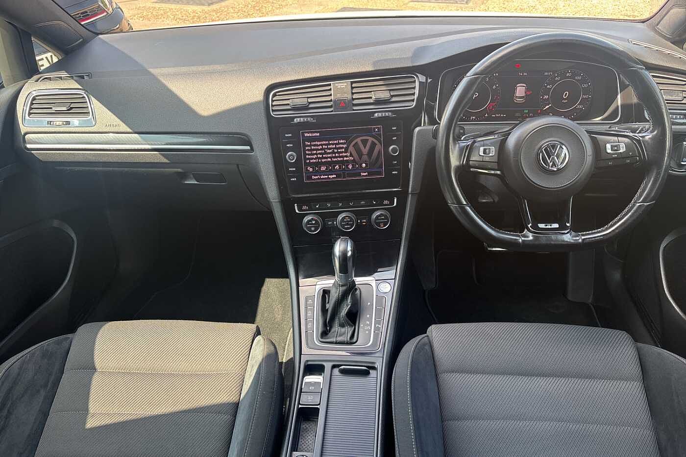 Volkswagen Golf R