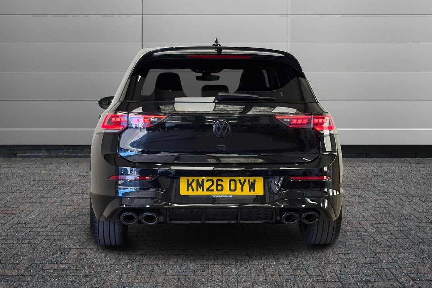 Volkswagen Golf R