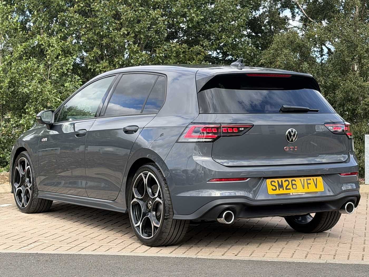 Volkswagen Golf GTI