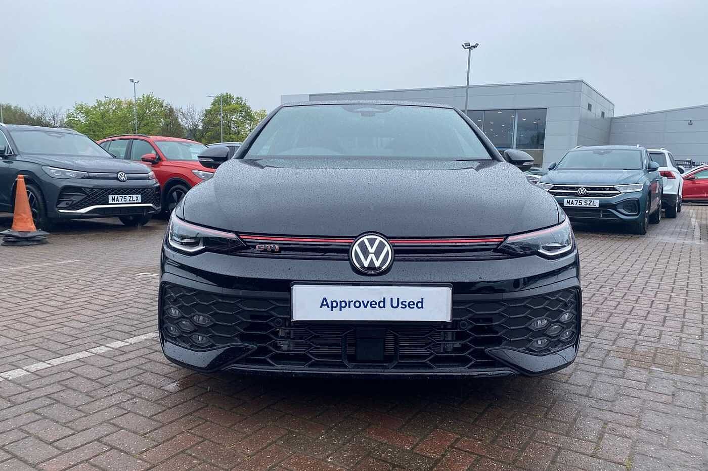 Volkswagen Golf GTI