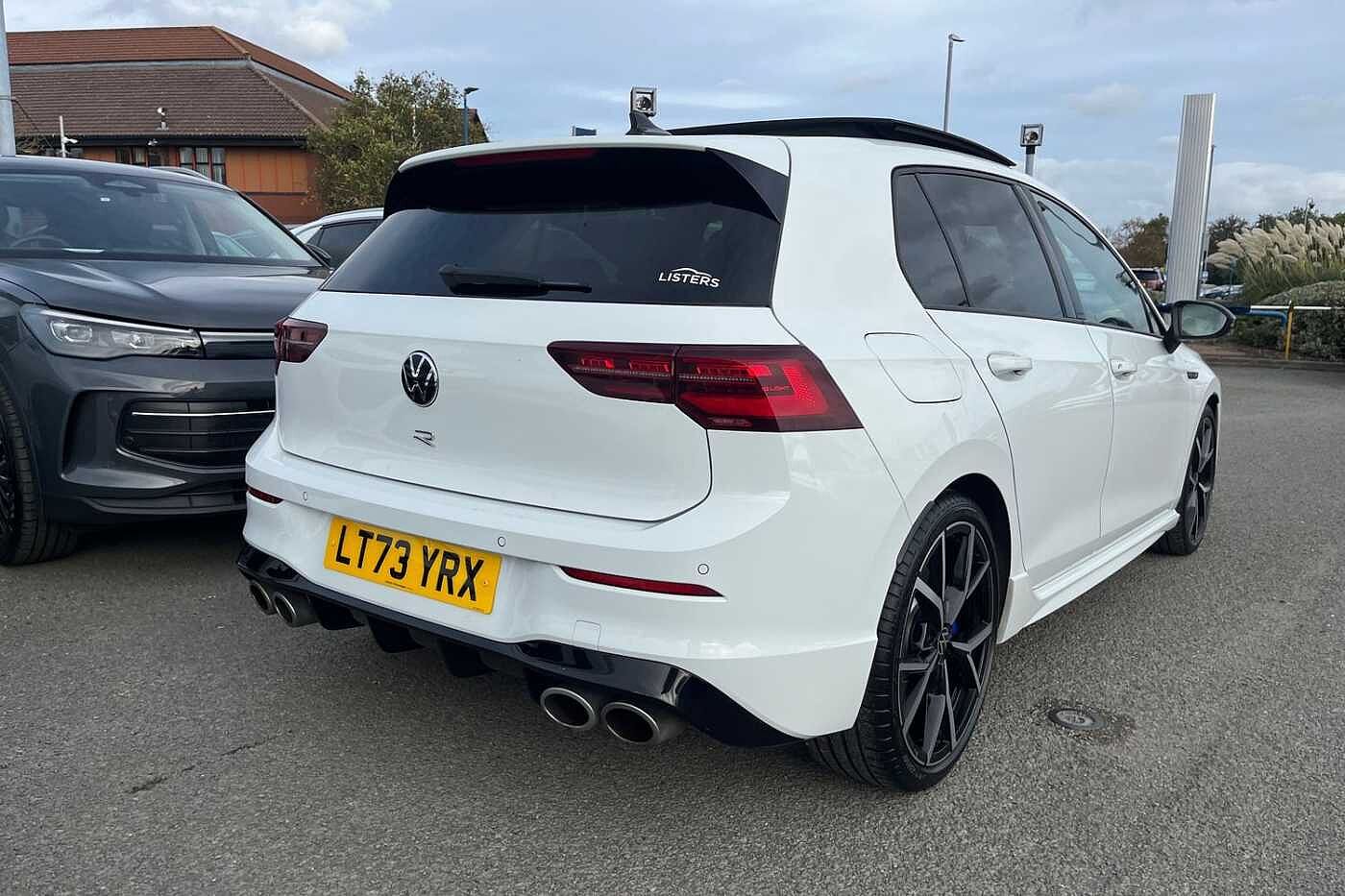 Volkswagen Golf R