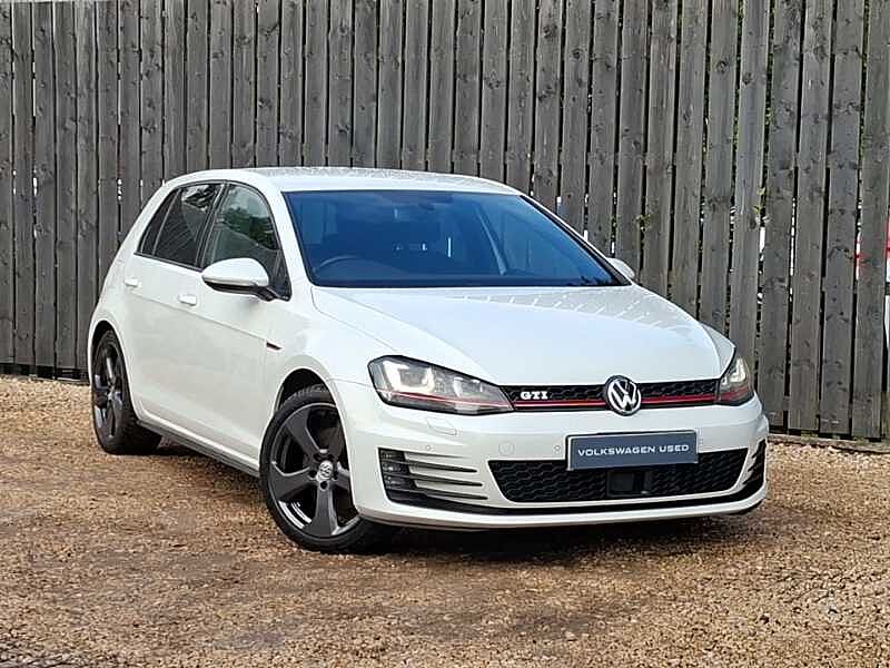 Volkswagen Golf GTI