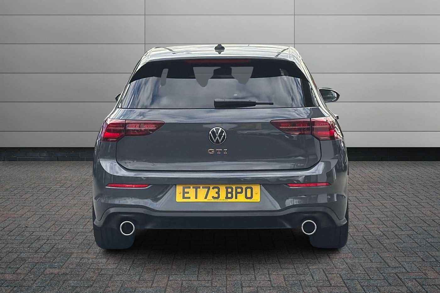 Volkswagen Golf GTI