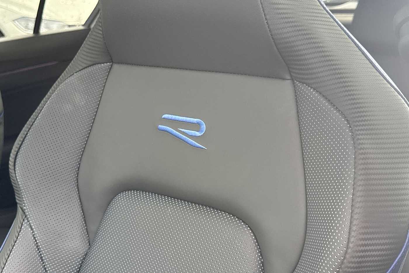 Volkswagen Golf R