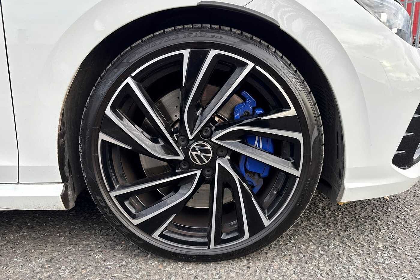Volkswagen Golf R