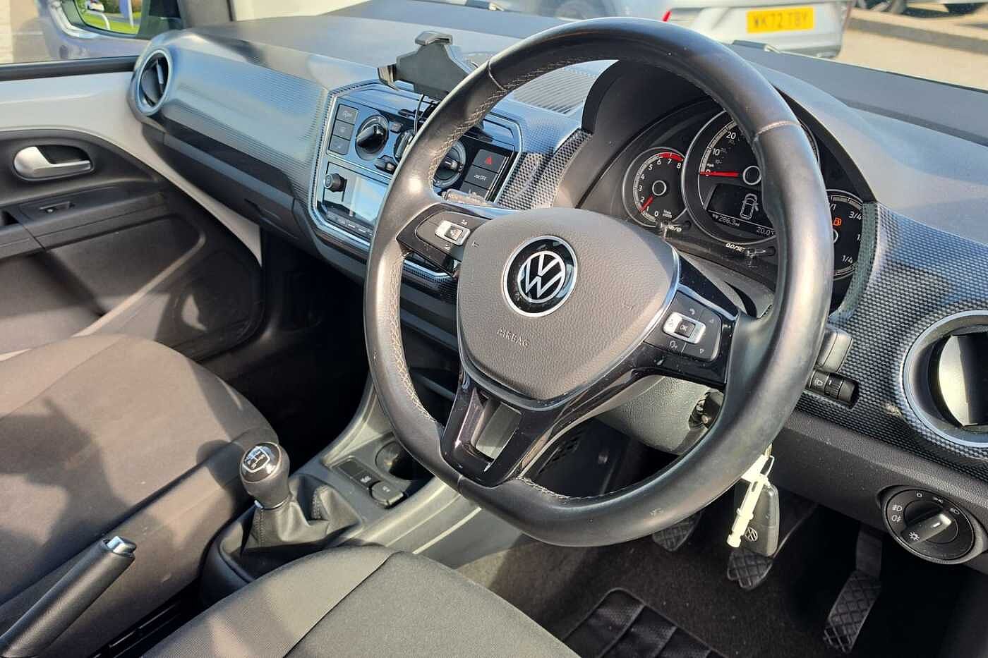 Volkswagen up!