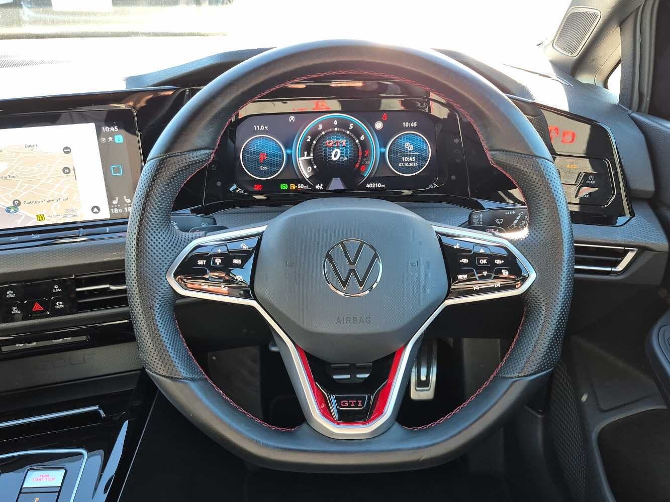 Volkswagen Golf GTI