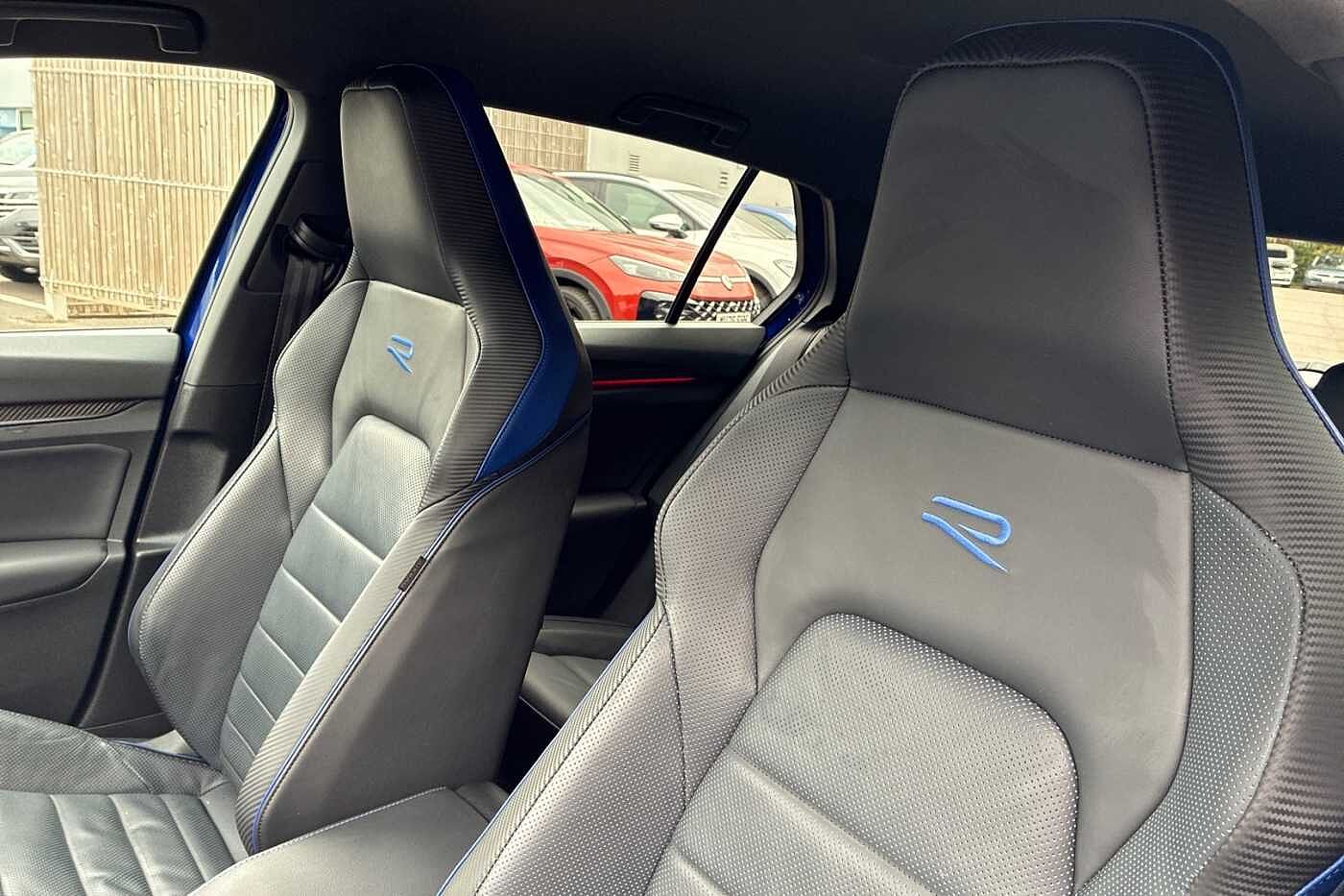 Volkswagen Golf R